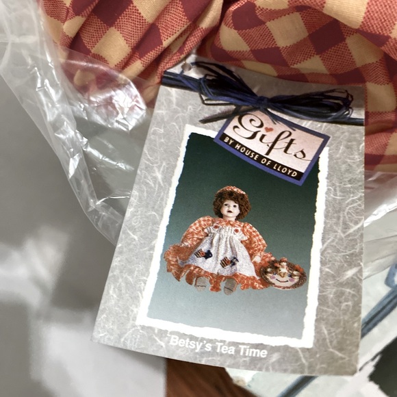Vintage House Of Lloyd Betsy’s Tea Time Doll - Picture 11 of 16